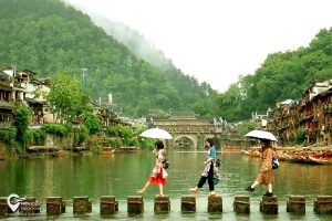 Phượng Hoàng Cổ Trấn